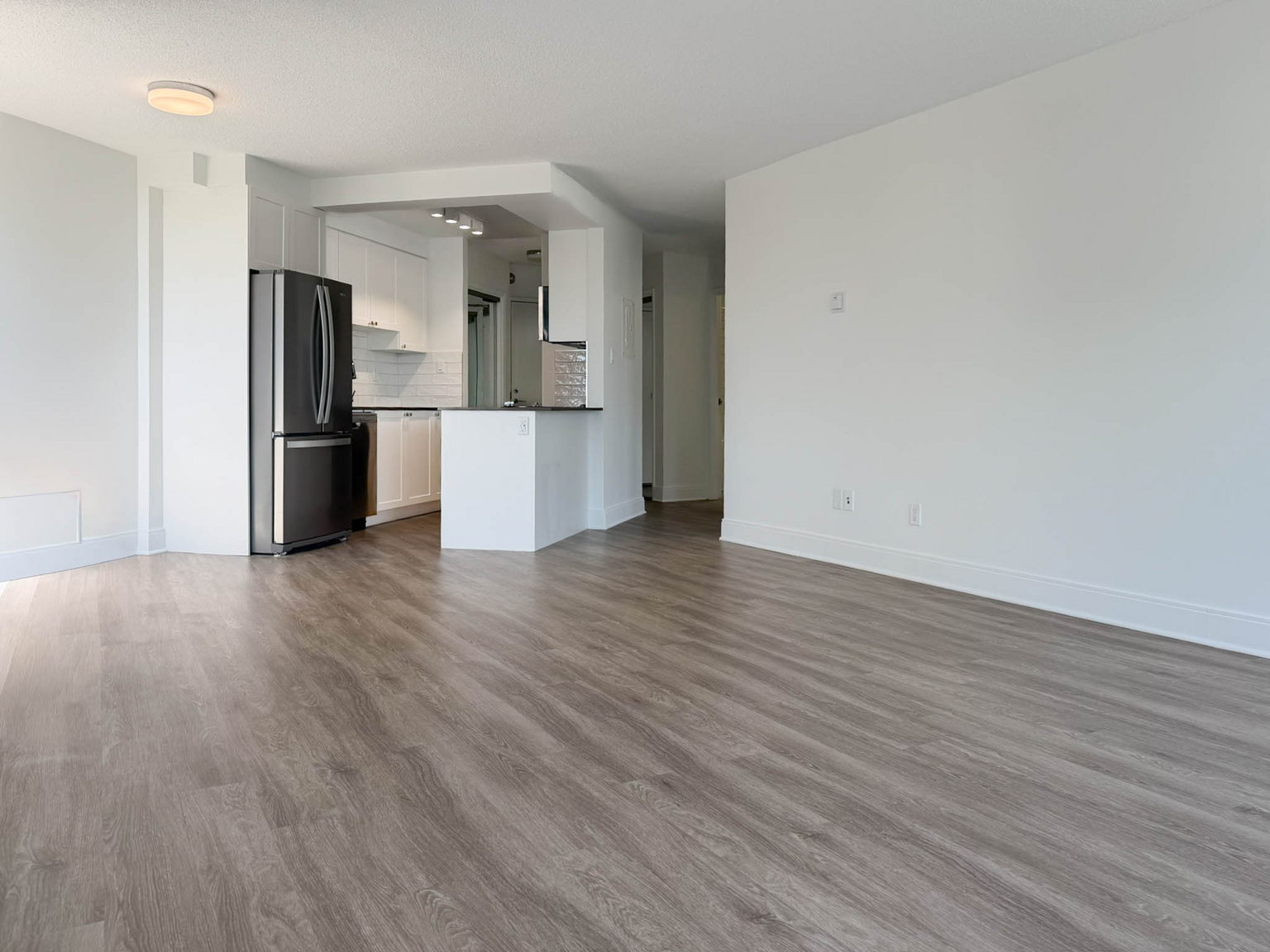 9500 Erickson Drive - Photo 7
