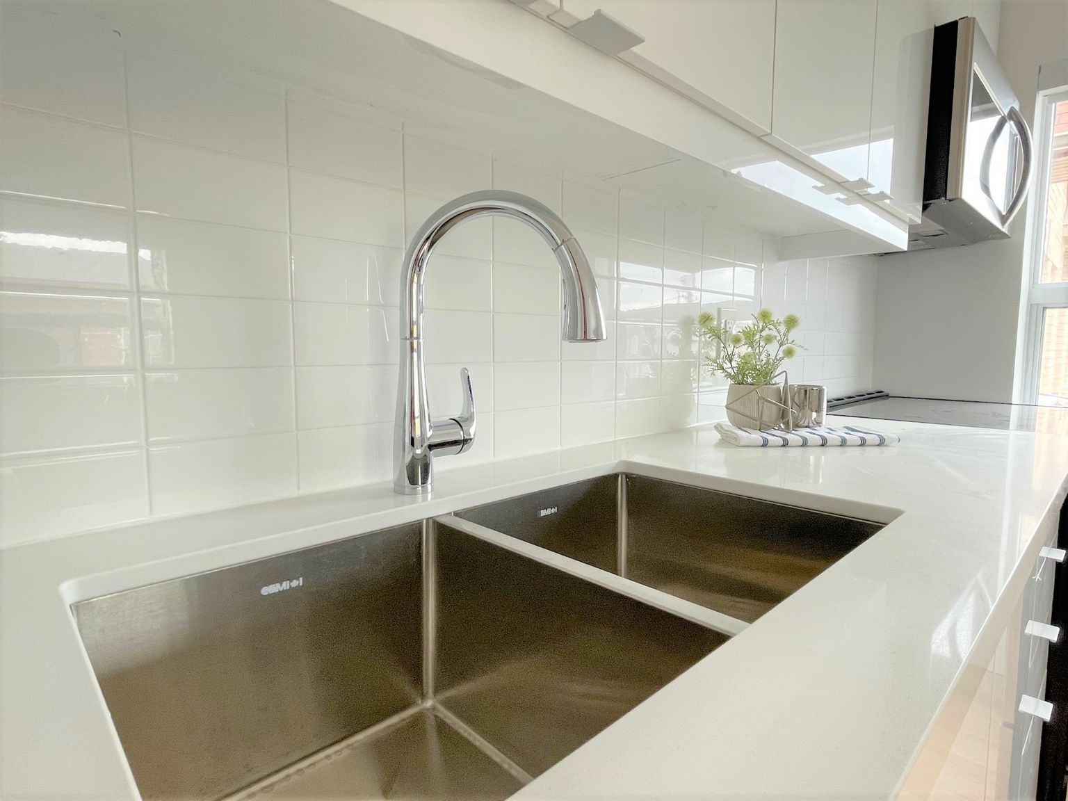 8 Castleton Avenue - Photo 11