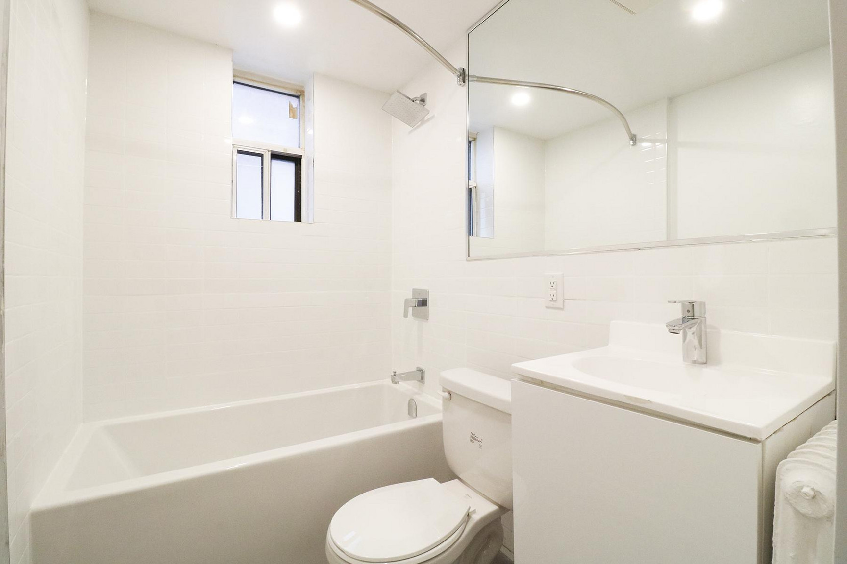 272 Birmingham Street - Photo 8
