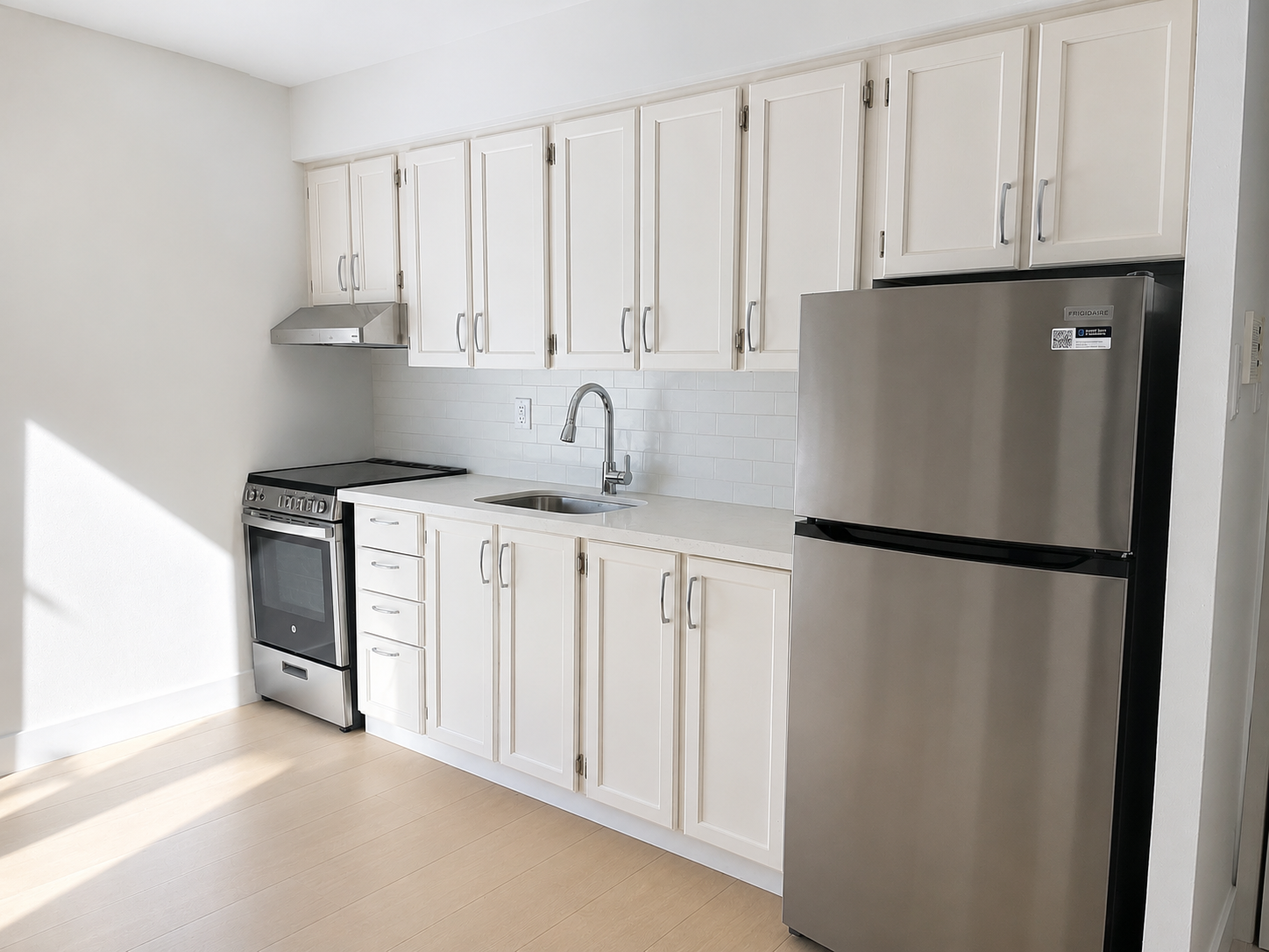 2373 Bloor Street West - Photo 8