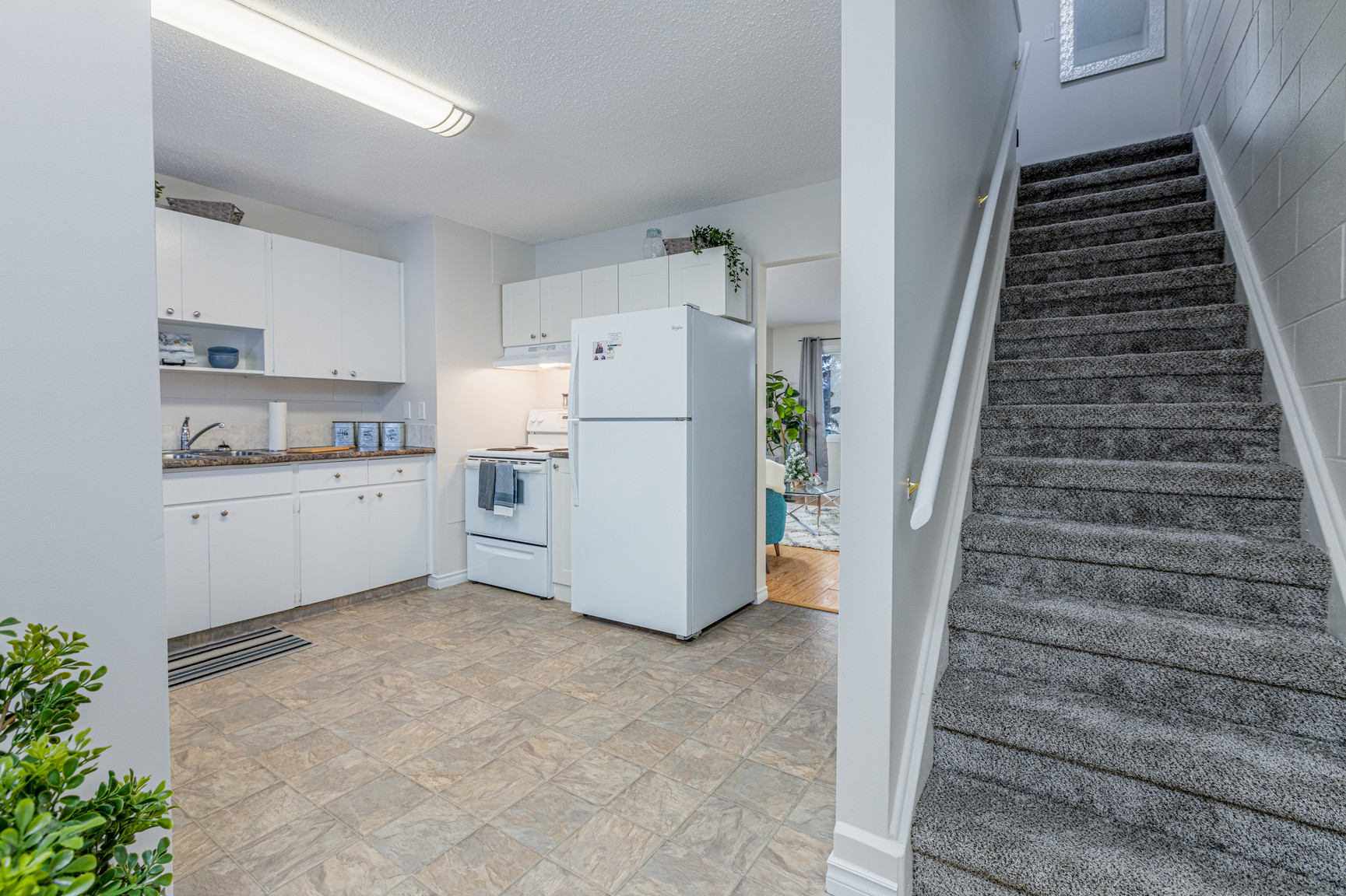 Pleasantview Townhomes - Photo 14