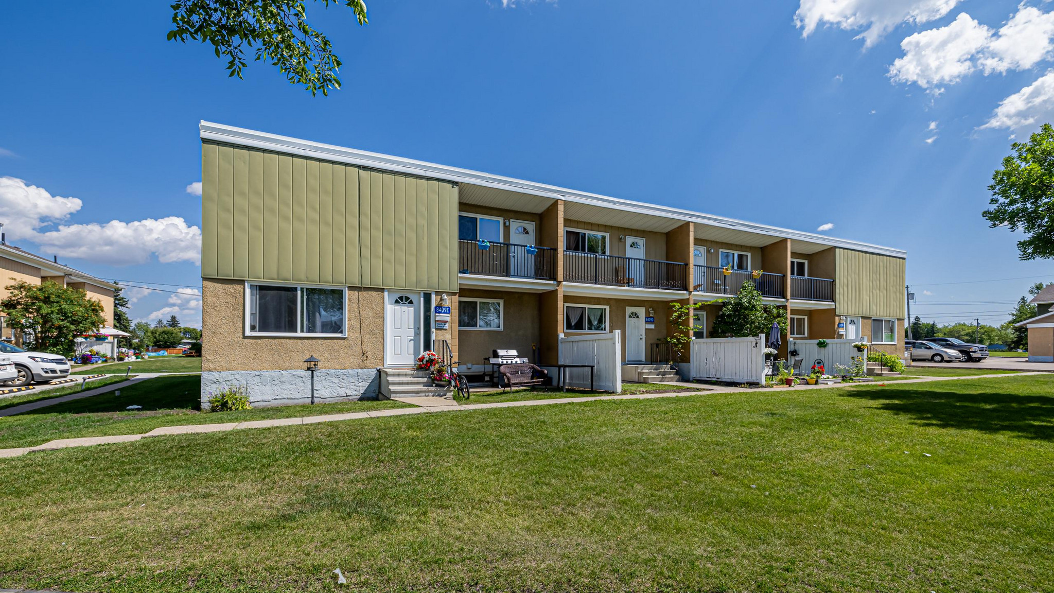 Elmwood Townhomes - Photo 9