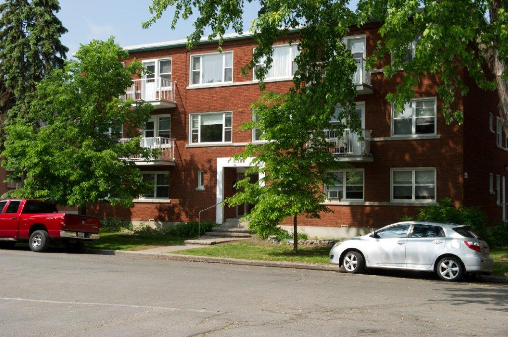 Village Millcraft Apartments  - Photo 5