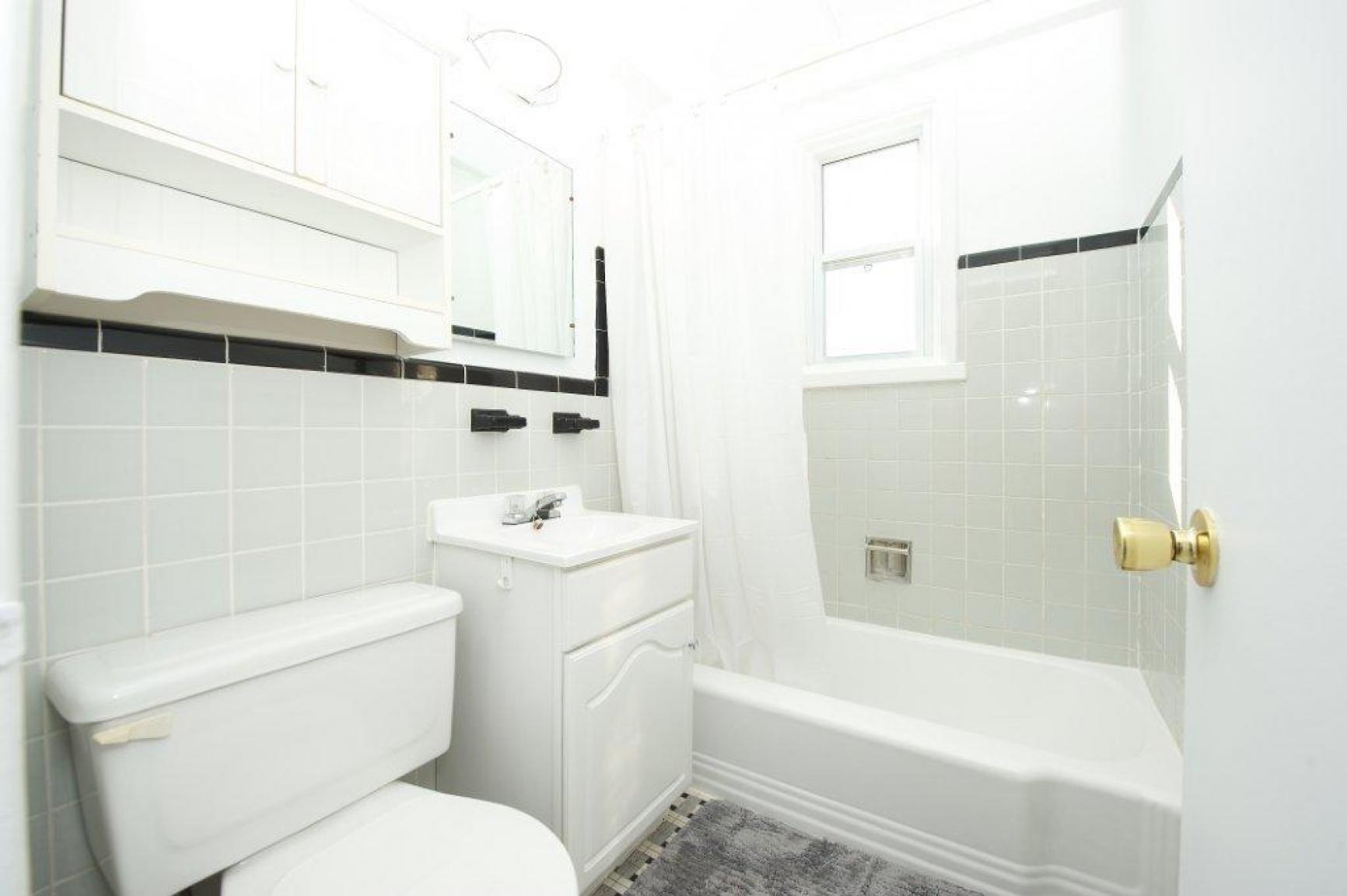 Village Millcraft Apartments  - Photo 34