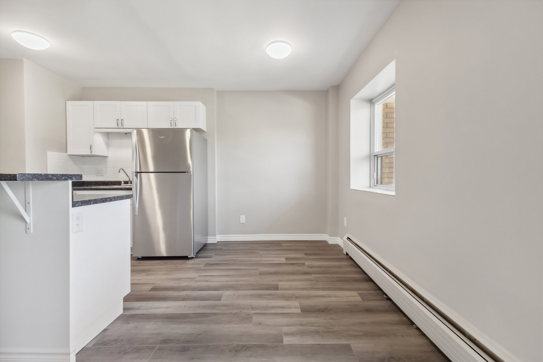 Granite House - Photo 12