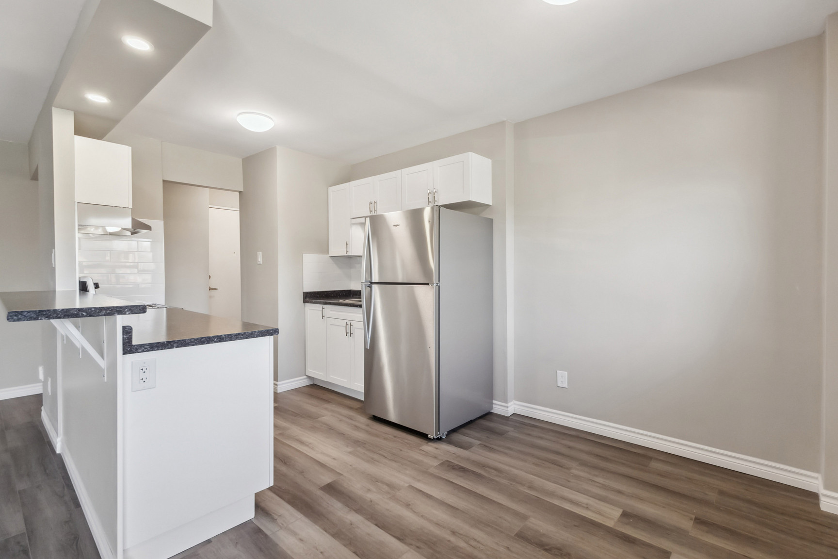 Granite House - Photo 15