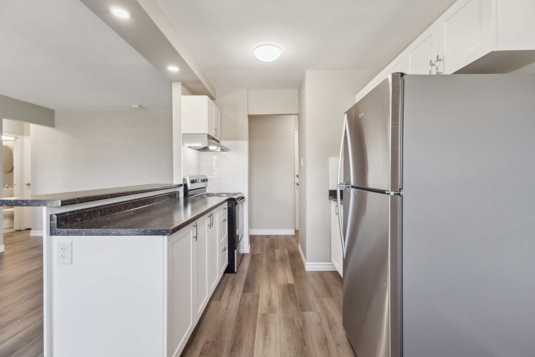 Granite House - Photo 16