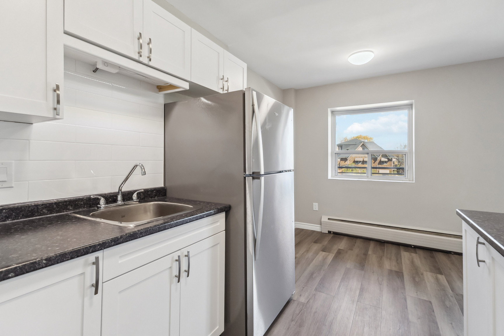 Granite House - Photo 5