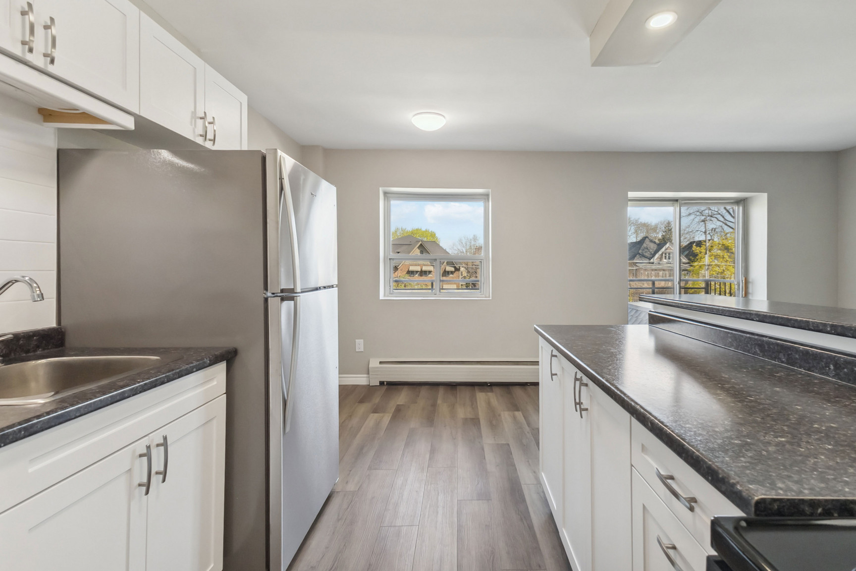 Granite House - Photo 18