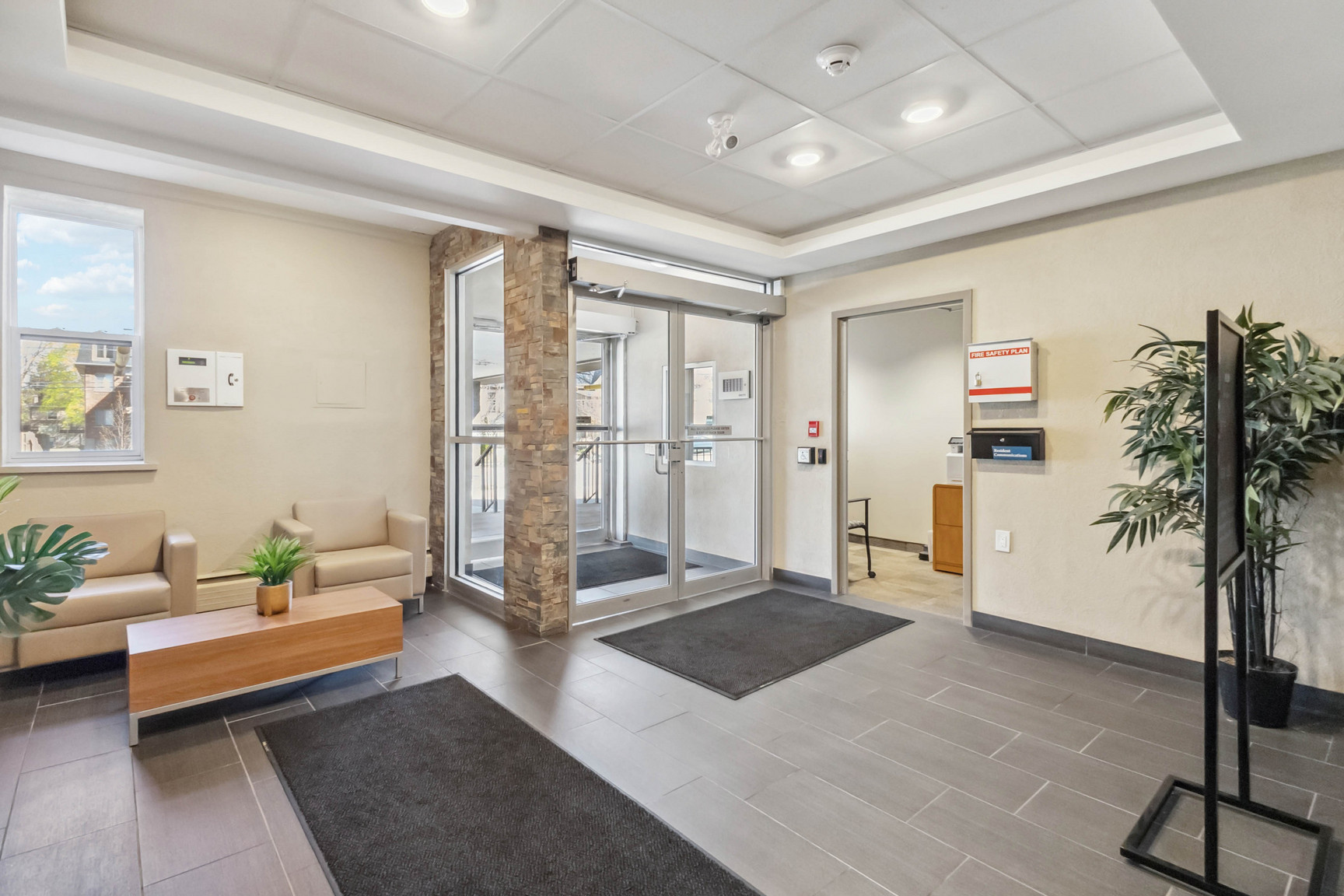 Granite House - Photo 21