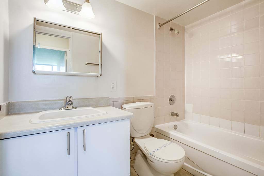 Richgrove Village - Photo 7