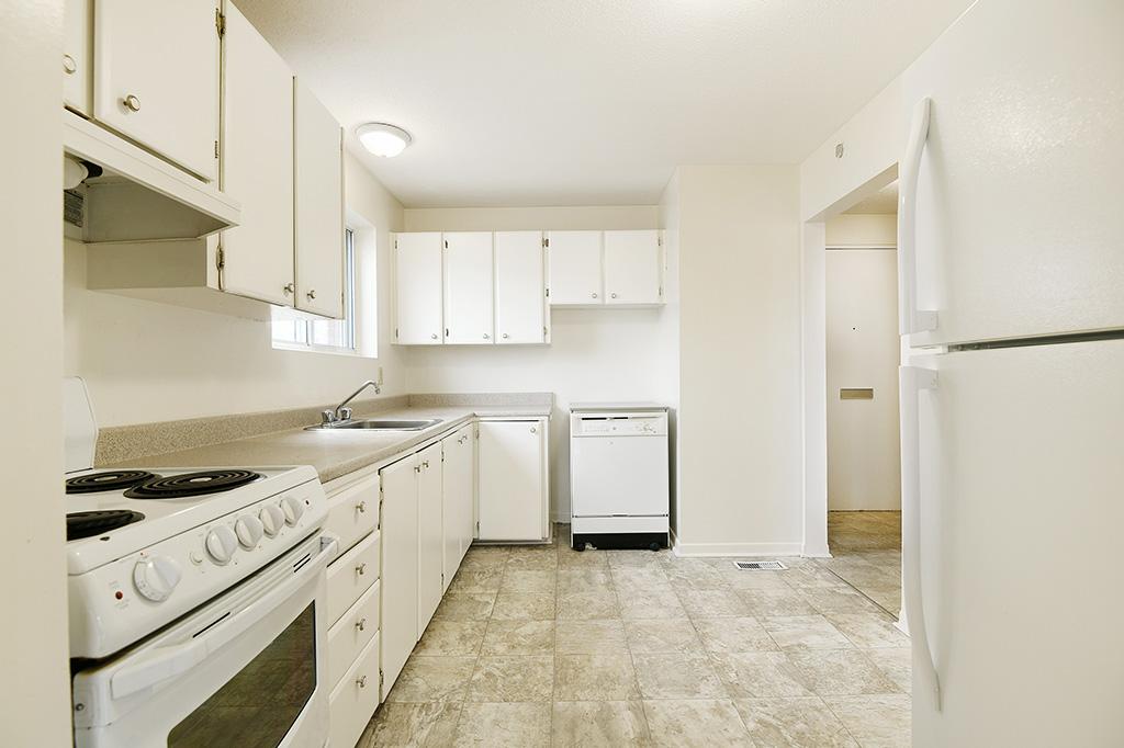 Parkwood Hills Townhomes & Garden Homes - Photo 6