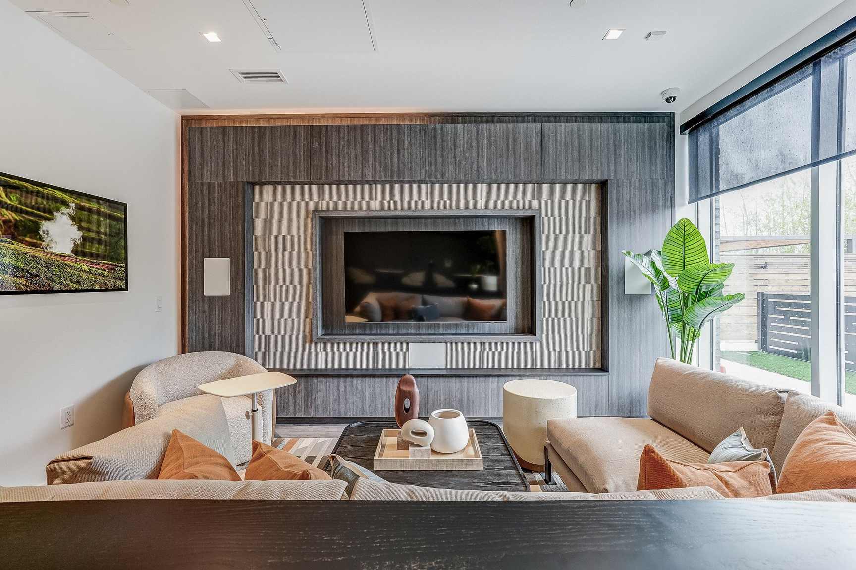 610 Martin Grove - Photo 25