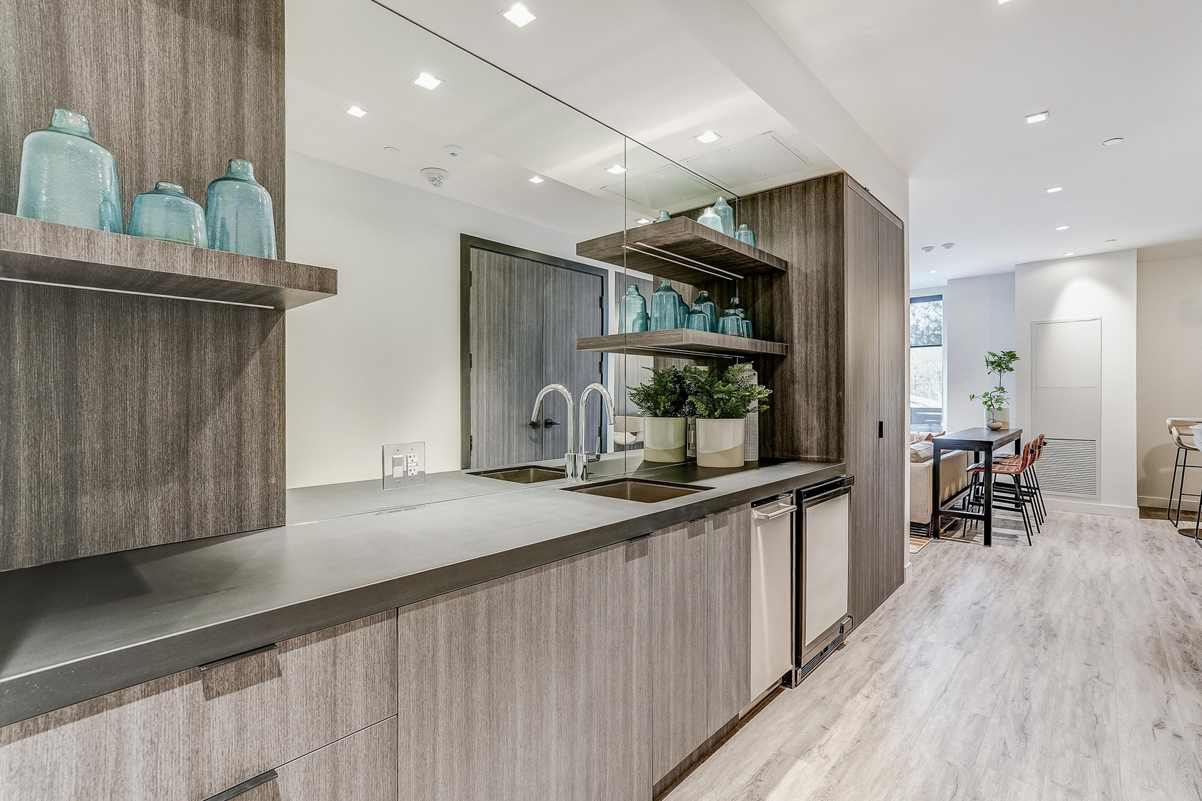 610 Martin Grove - Photo 26