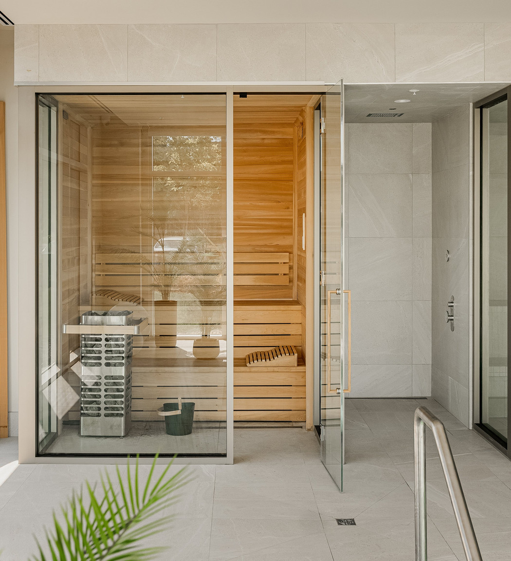 Monarc Collection - Photo 7