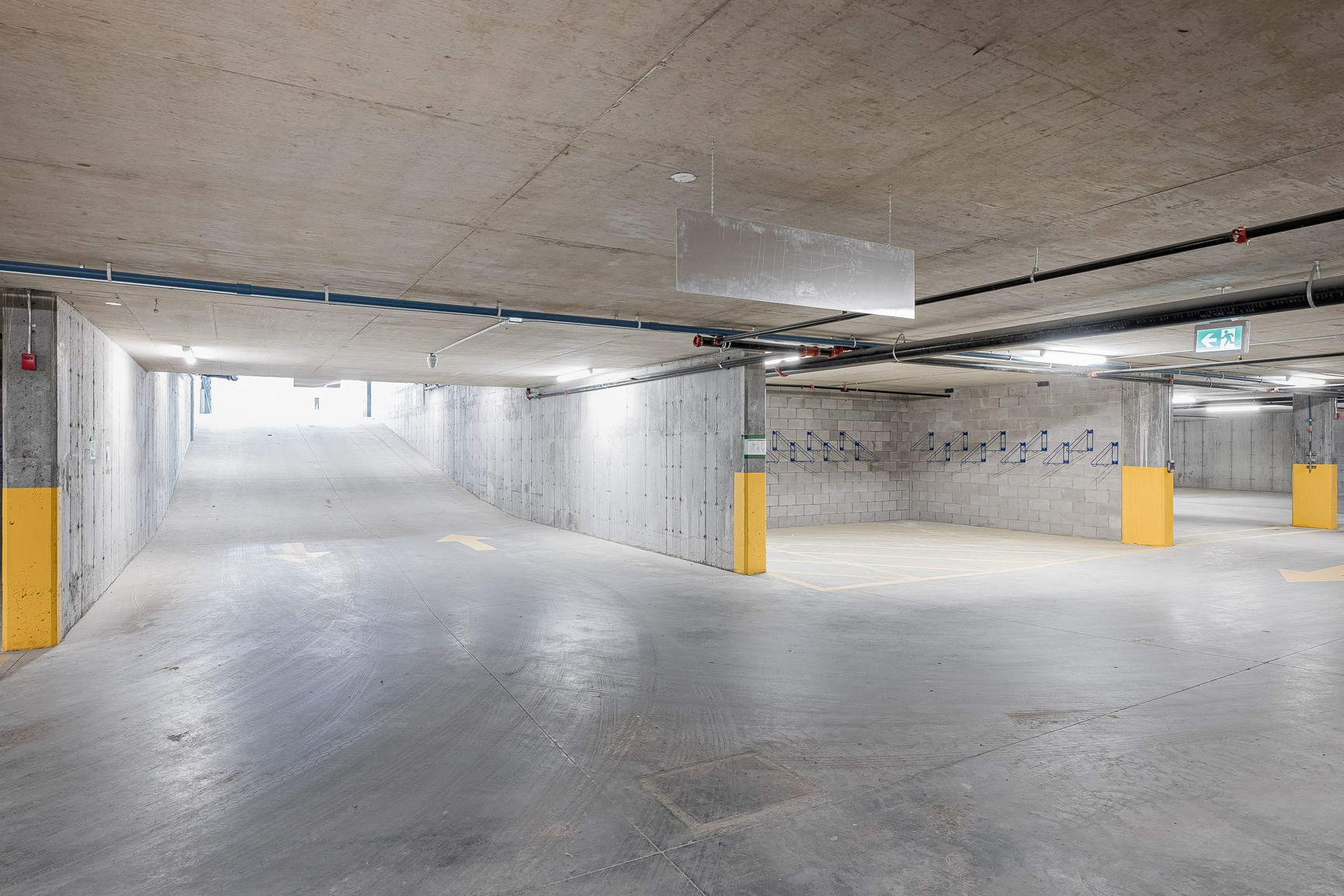 Monarc Collection - Photo 33