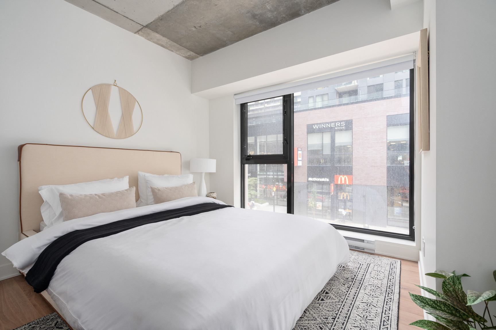GRIFFIN SQUARE Condo Rentals - Photo 13