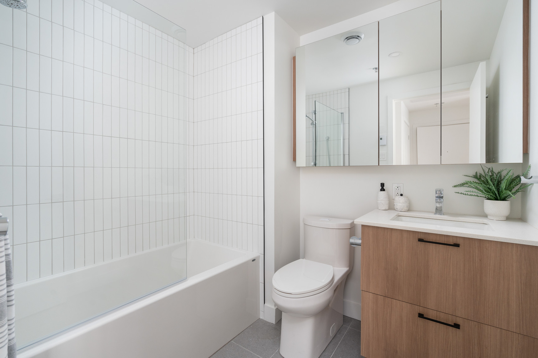 GRIFFIN SQUARE Condo Rentals - Photo 34