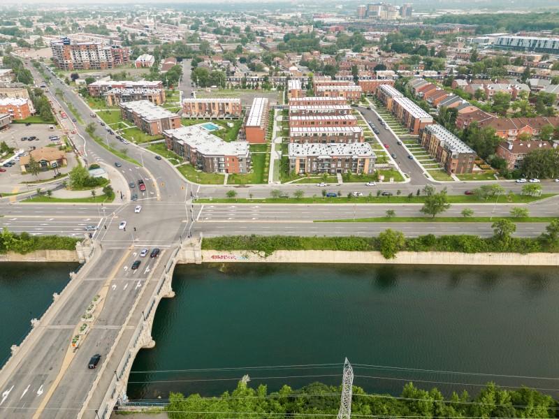 Vida LaSalle Condo Rentals - Photo 20