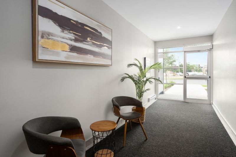Vida LaSalle Condo Rentals - Photo 23