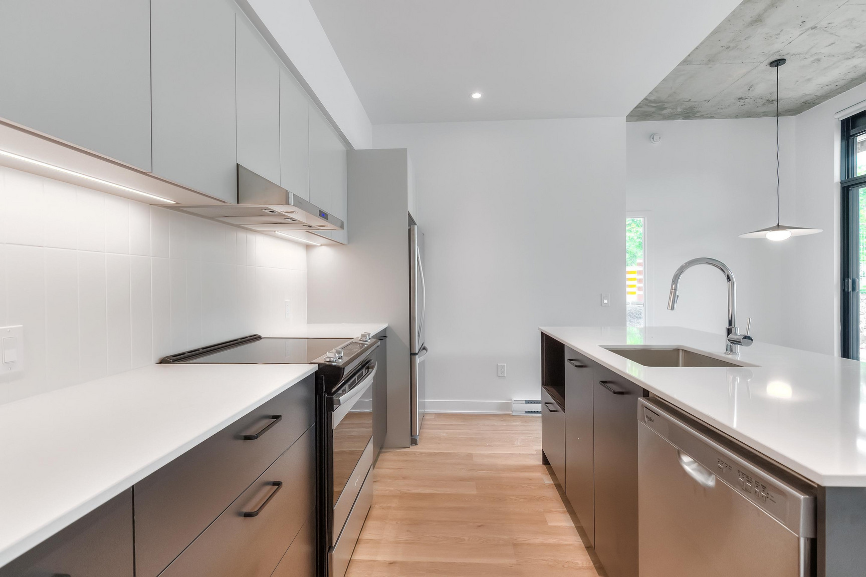 Jacques Condo Rentals - Photo 39