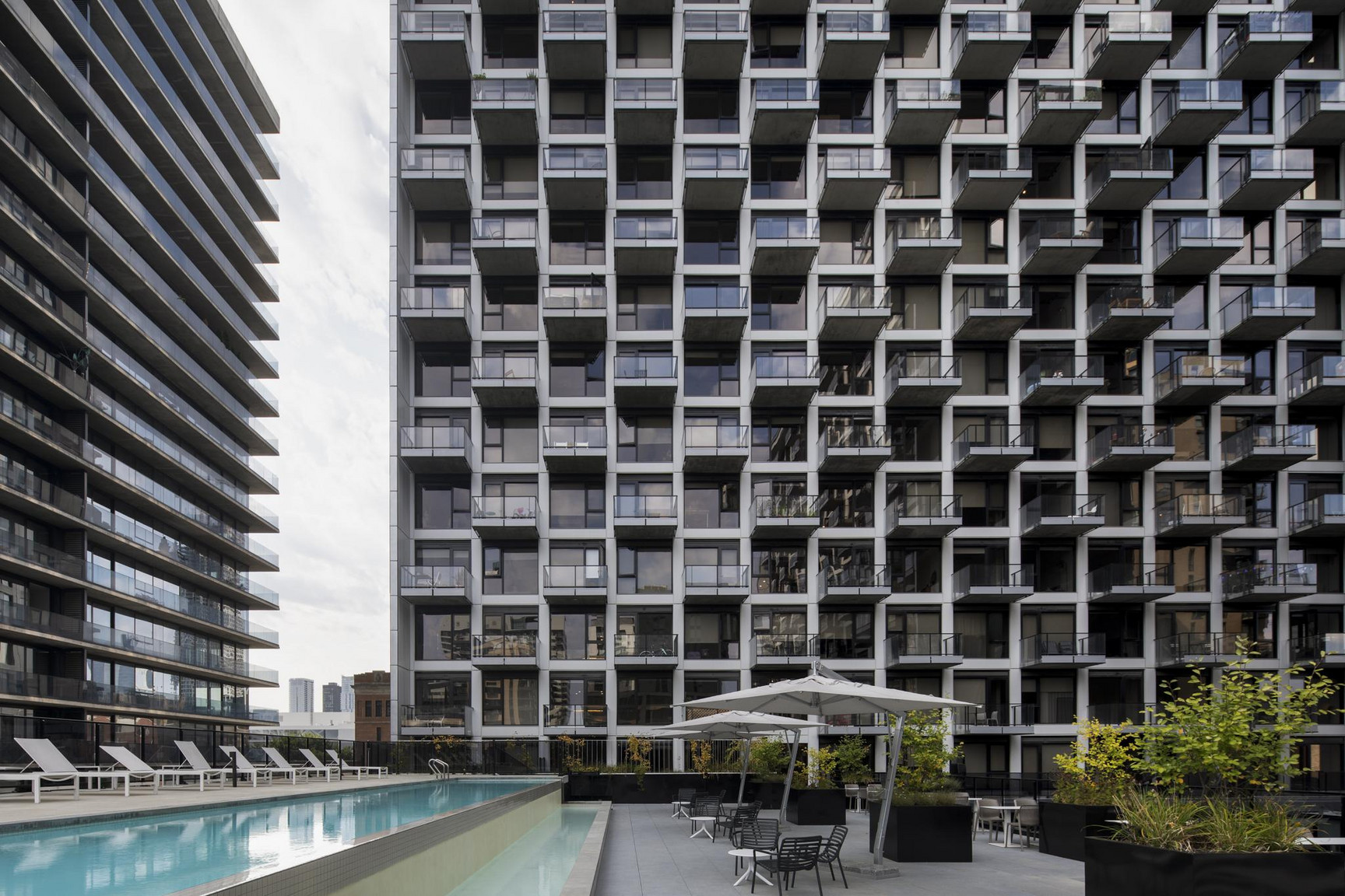 GRIFFIN SQUARE Condo Rentals - Photo 4