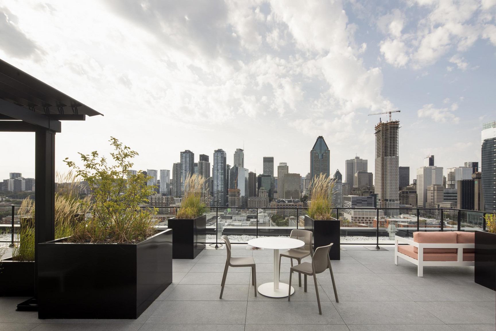 GRIFFIN SQUARE Condo Rentals - Photo 3