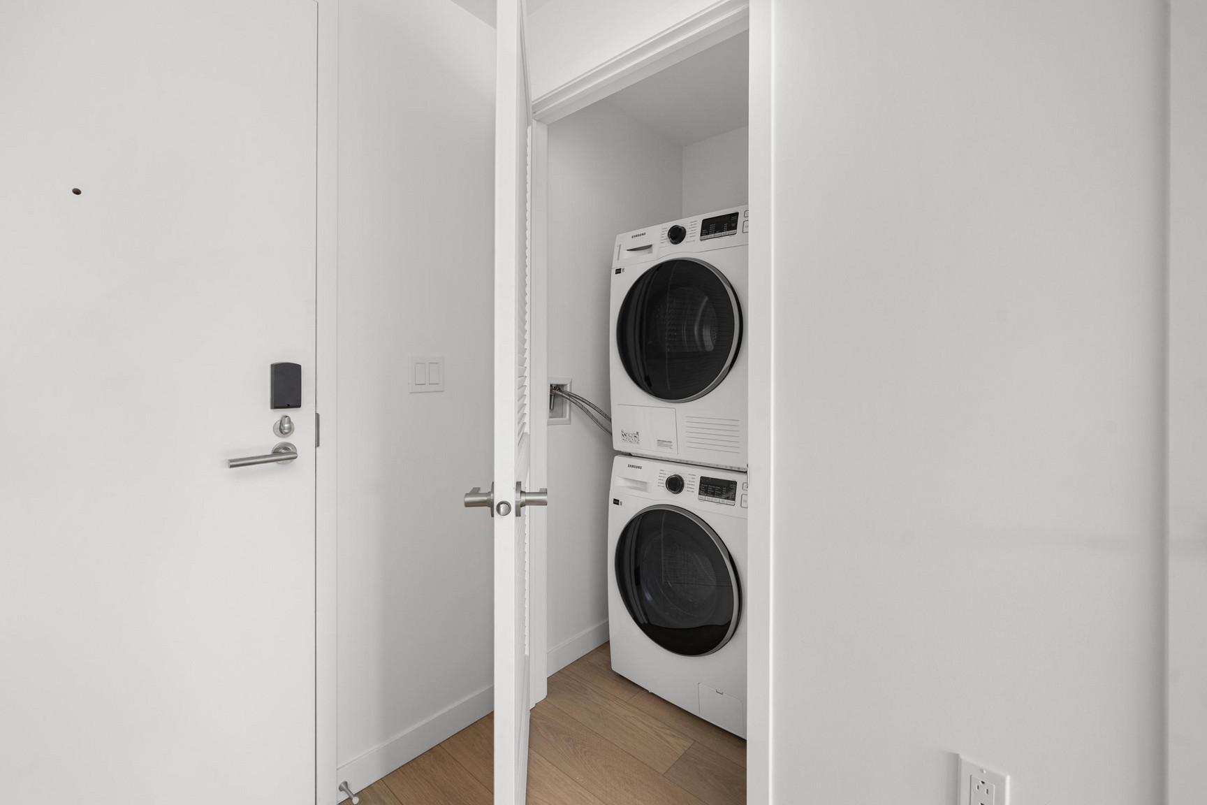Joseph Condo Rentals - Photo 47