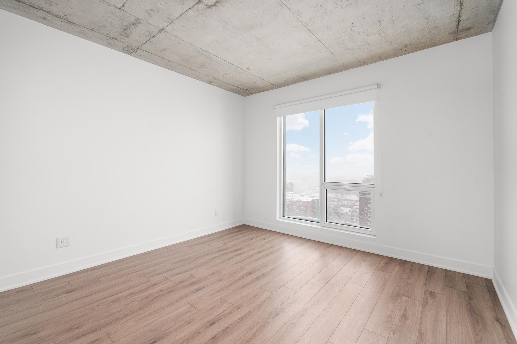 Zenith - Condos for rent - Photo 24