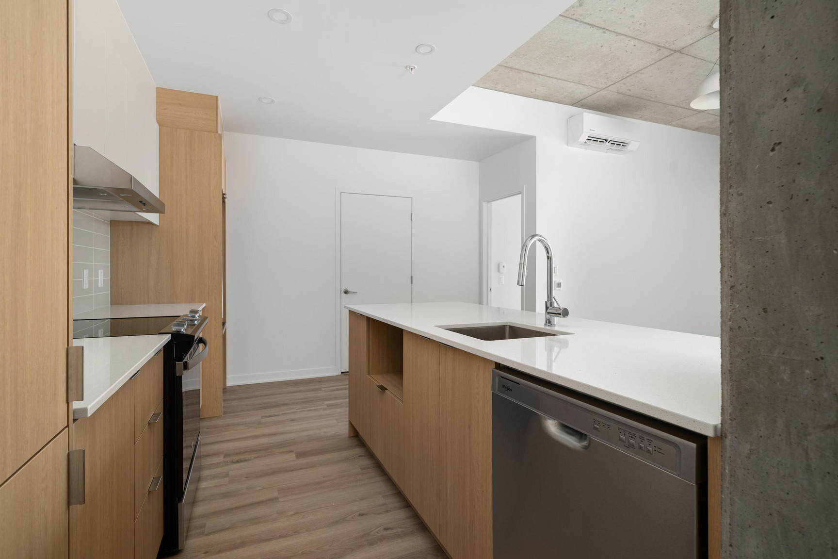 UNIVERT LaSalle Condos - Photo 29