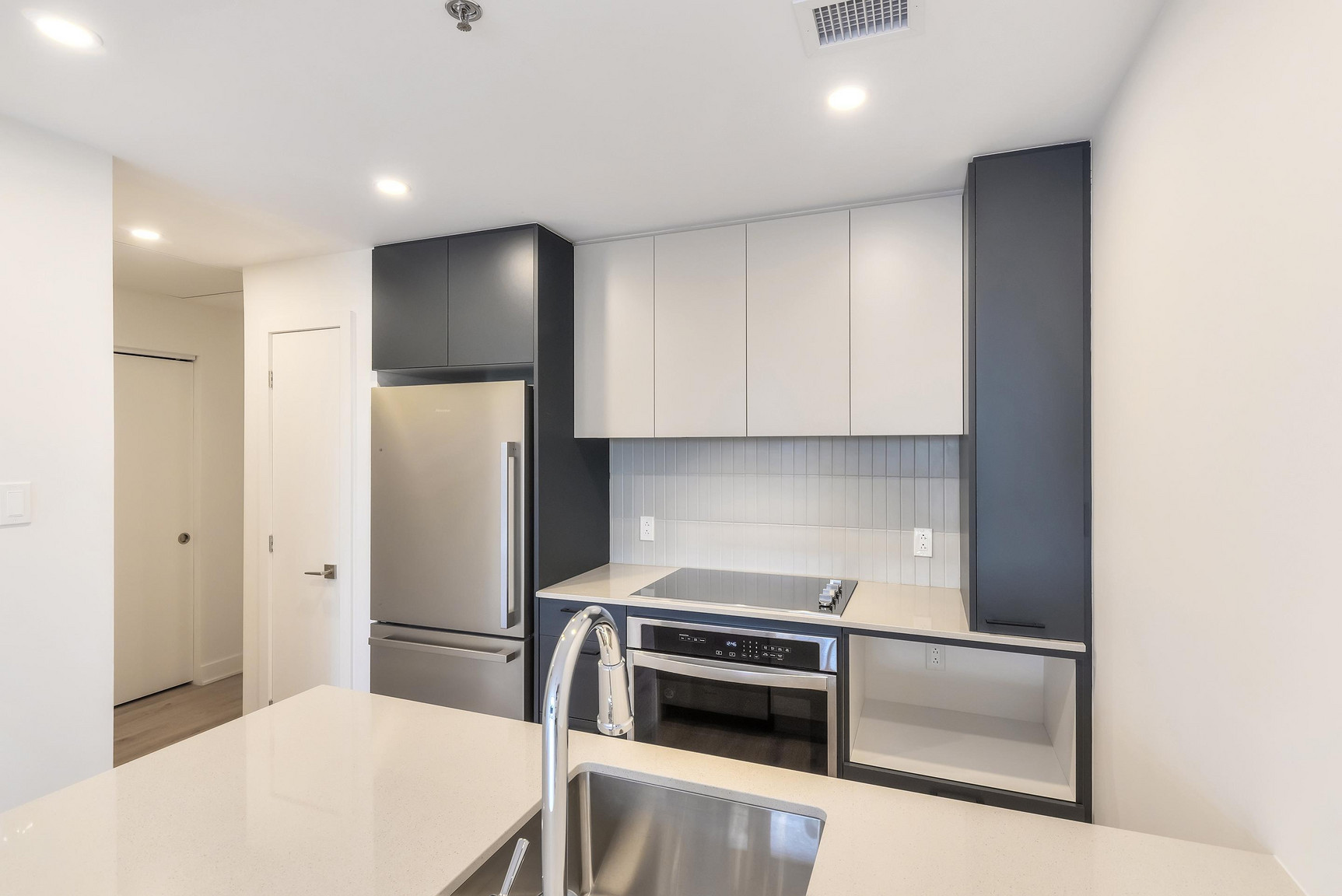 GRIFFIN SQUARE Condo Rentals - Photo 28