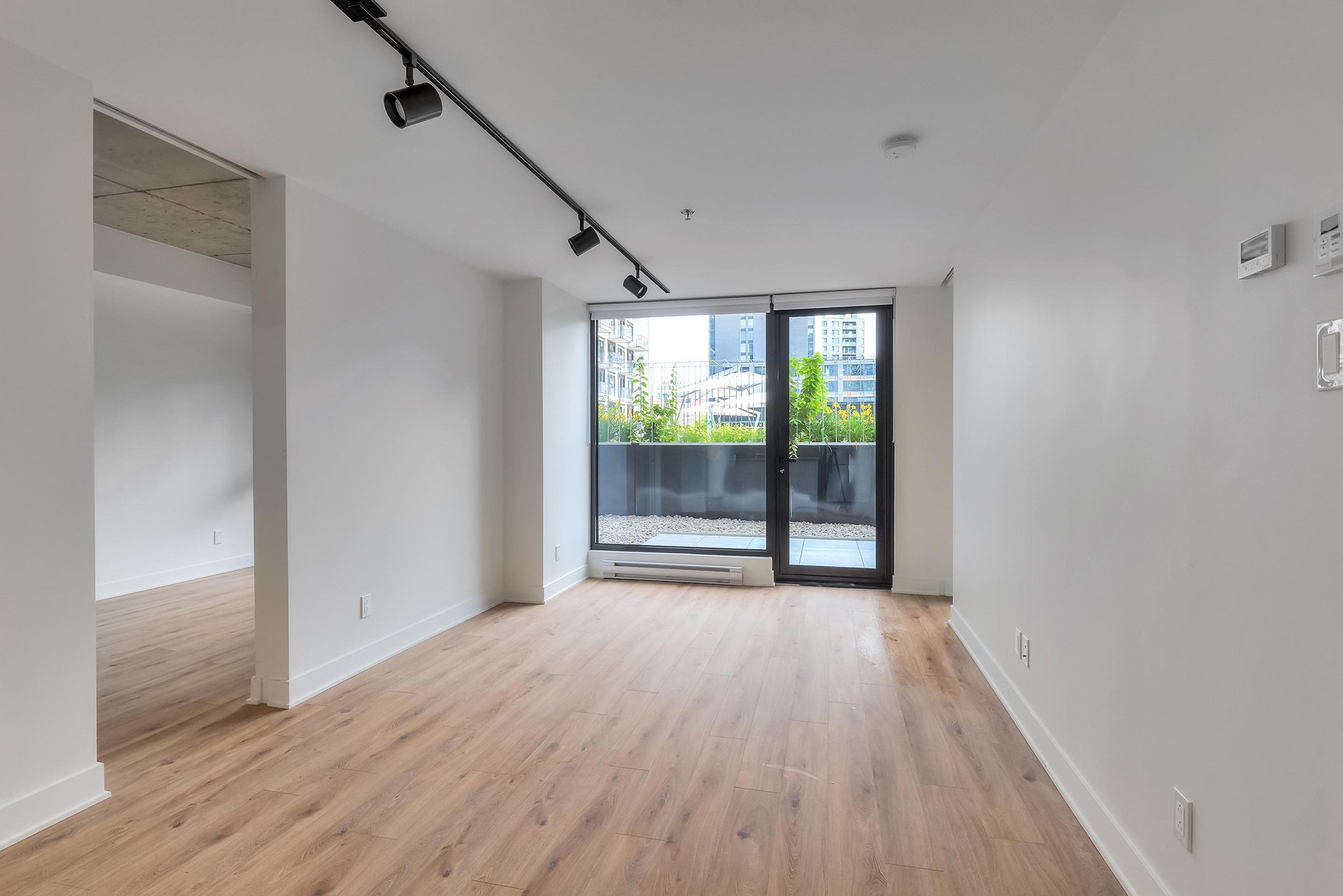 GRIFFIN SQUARE Condo Rentals - Photo 17