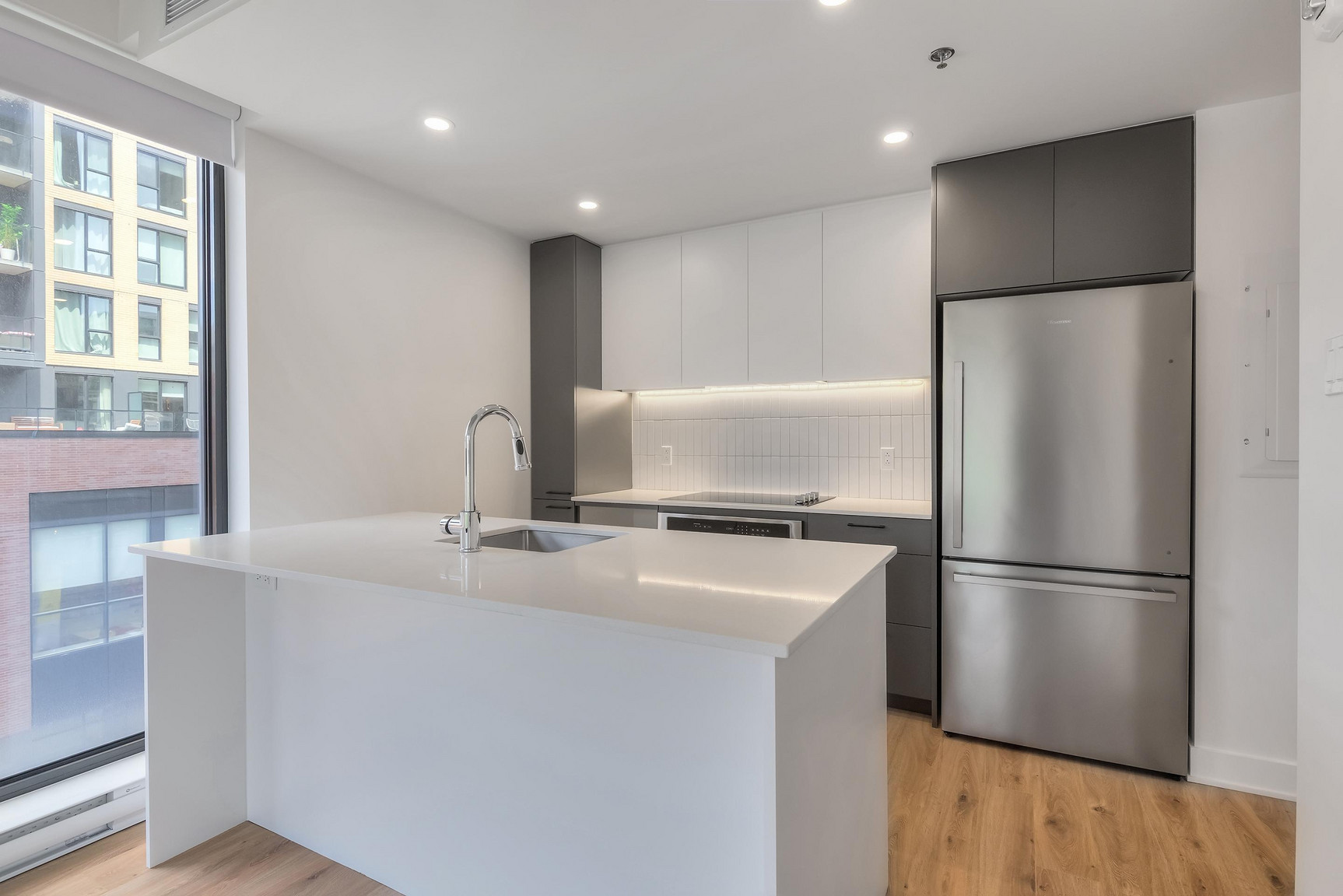 GRIFFIN SQUARE Condo Rentals - Photo 14