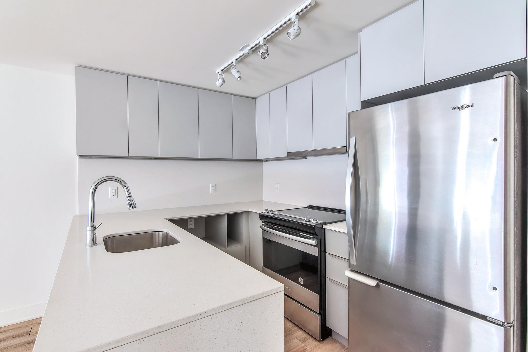 DOMO Condo Rentals - Old Montreal - Photo 29