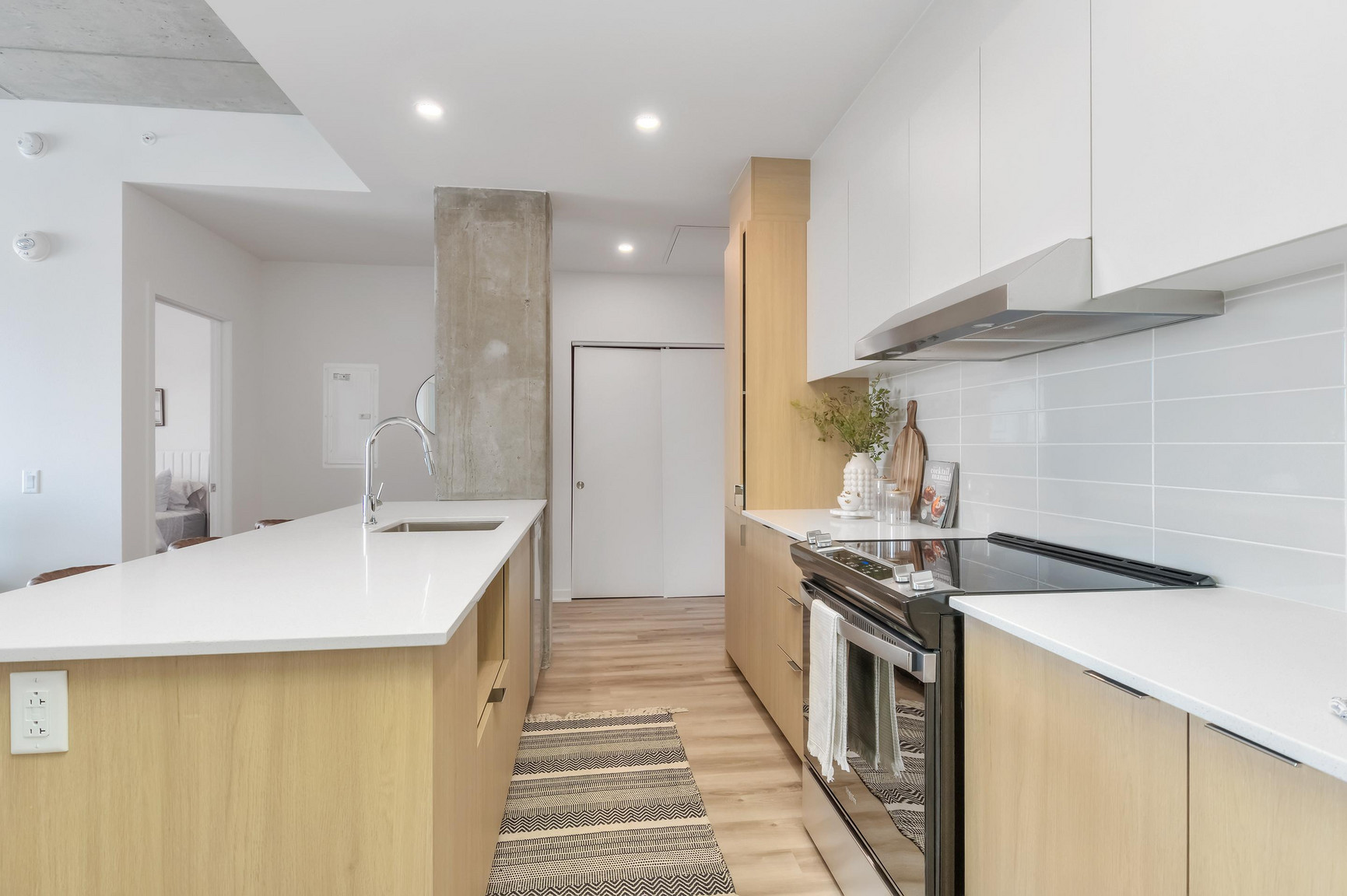 UNIVERT LaSalle Condos - Photo 9