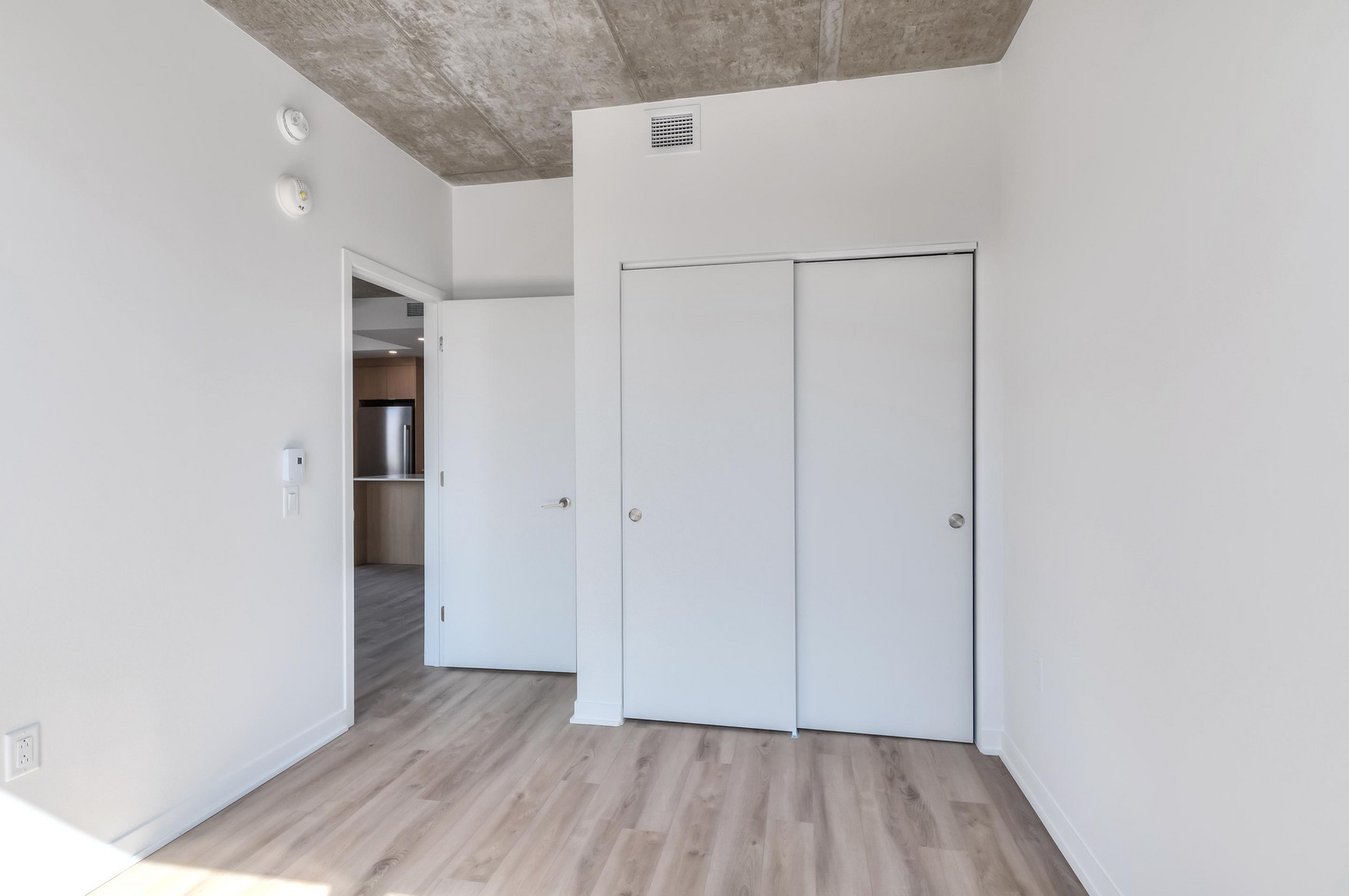 UNIVERT LaSalle Condos - Photo 44