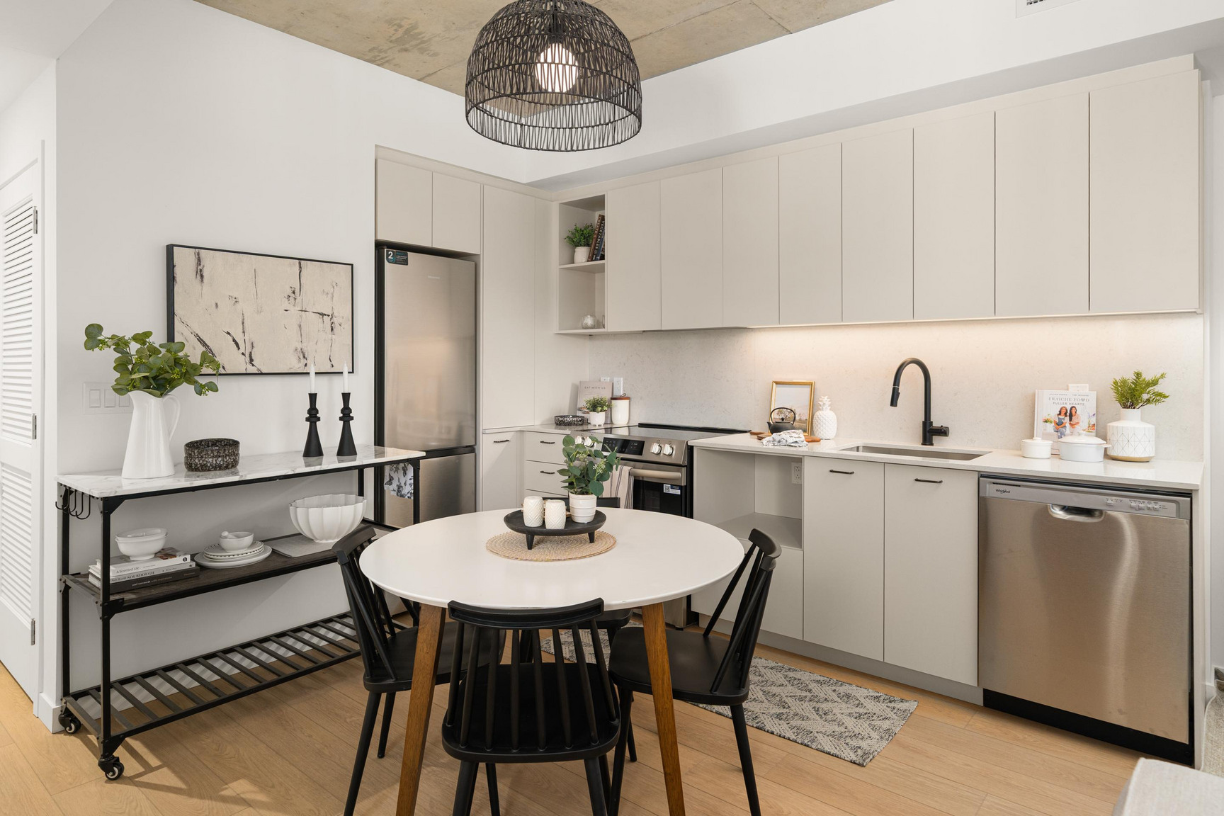 Joseph Condo Rentals - Photo 19