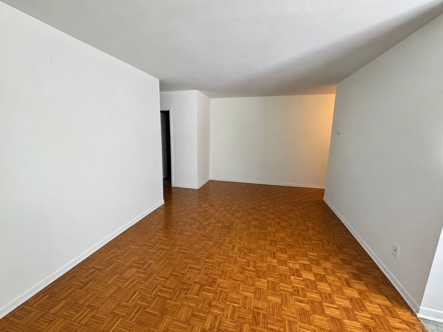 9431 LaSalle Apartments - Photo 2