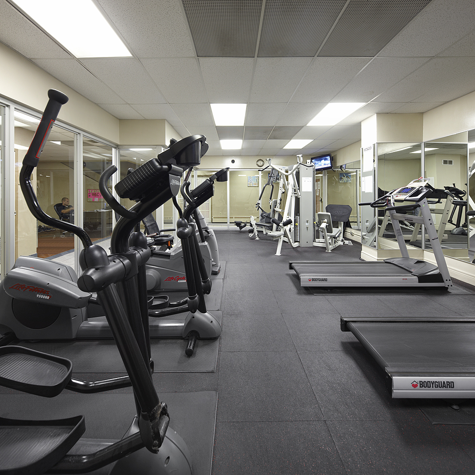 Leaside Towers - Photo 7