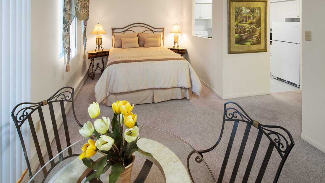 The Elmwoods - Photo 11