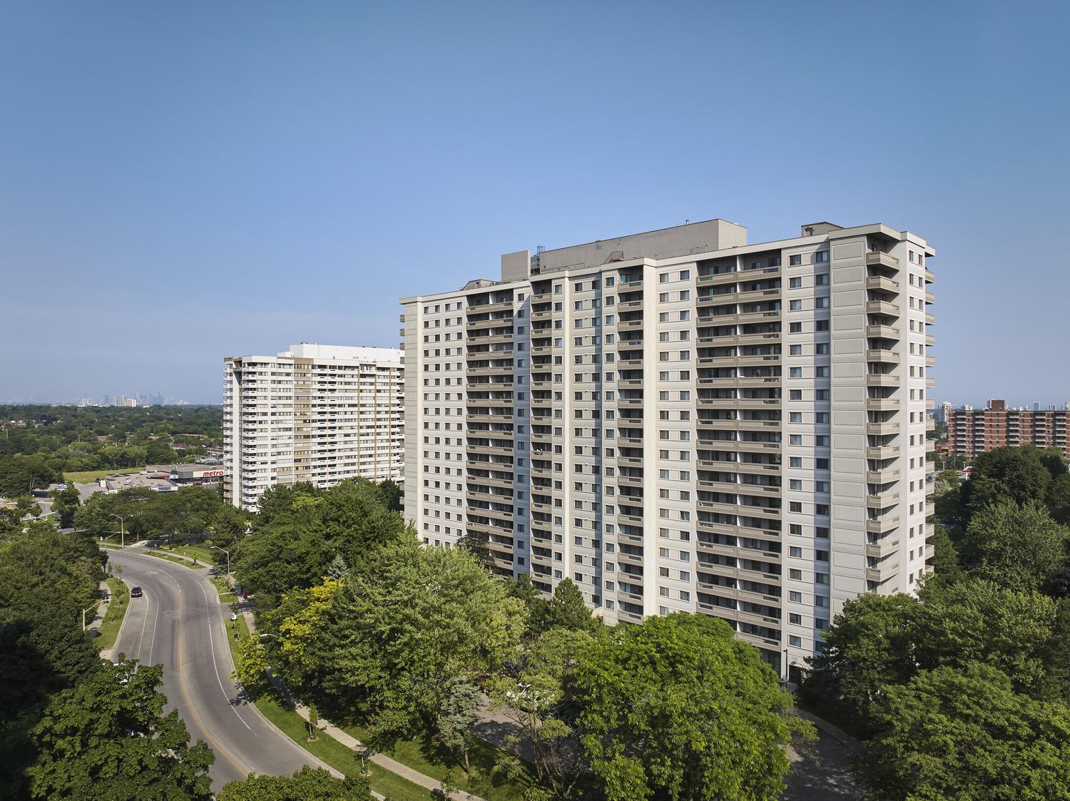 The Elmwoods - Photo 15