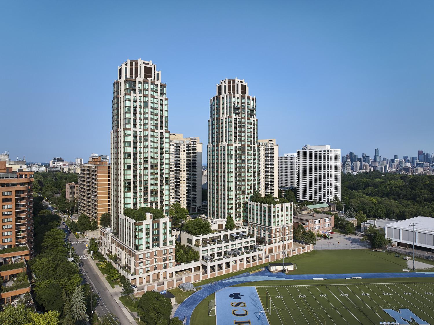 The Heathview - Photo 2