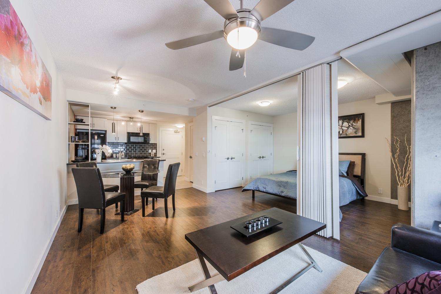 Mayfair Village South - Photo 8