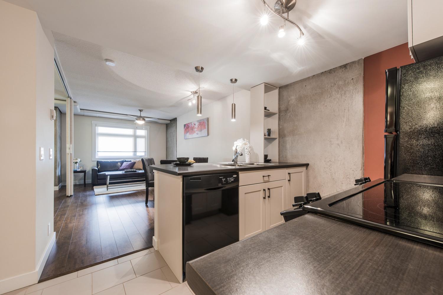 Mayfair Village South - Photo 5