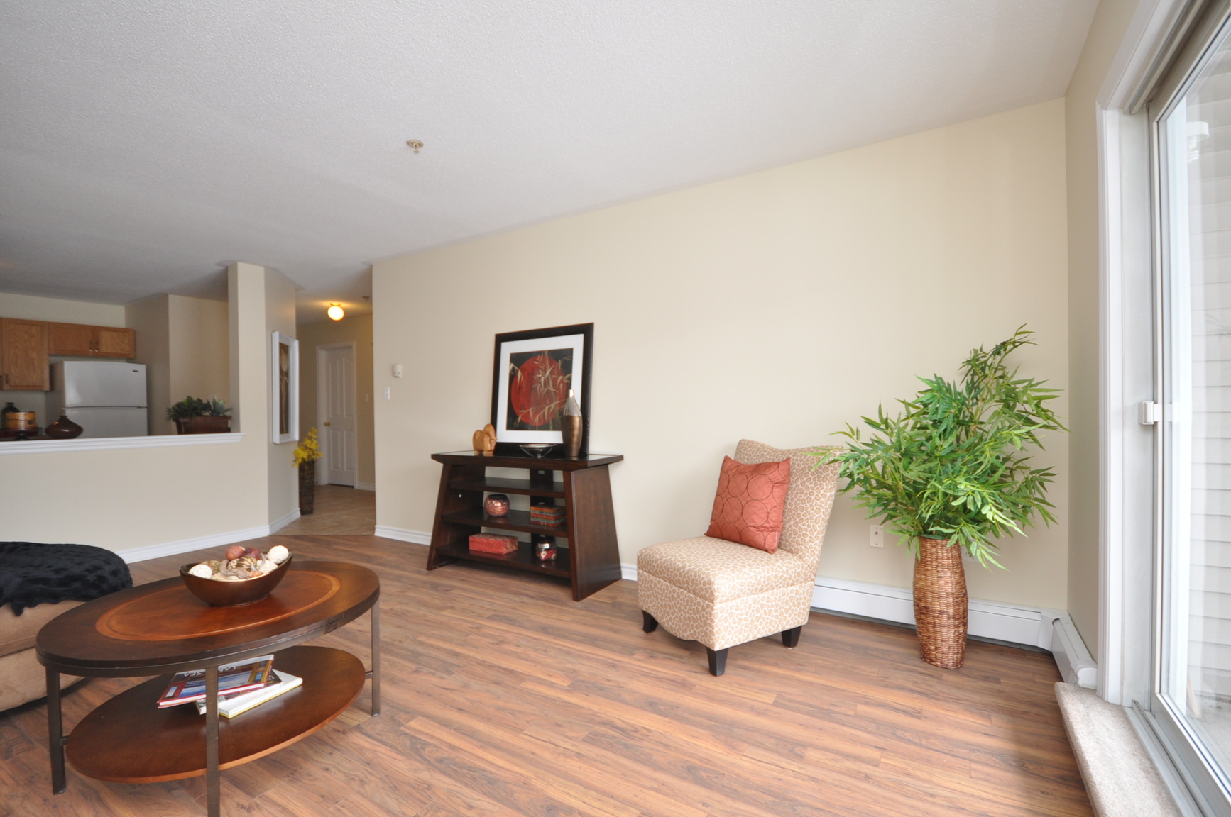 Fairfax Suites - Photo 4