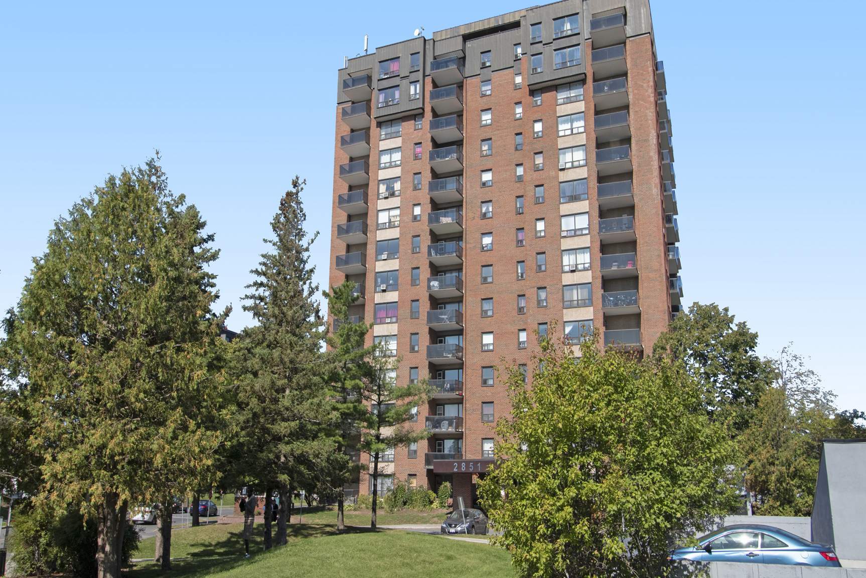 2851 & 2861 Baycrest Drive