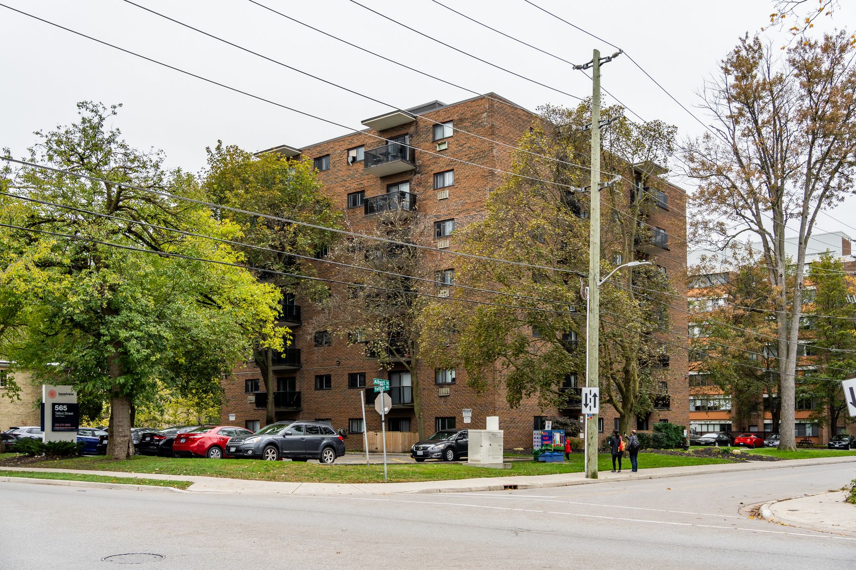 Talbot Towers - Photo 31