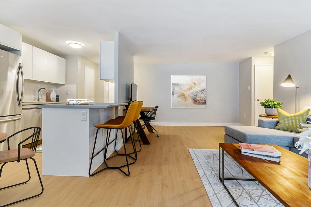 Castlegrove Apartments - Photo 6
