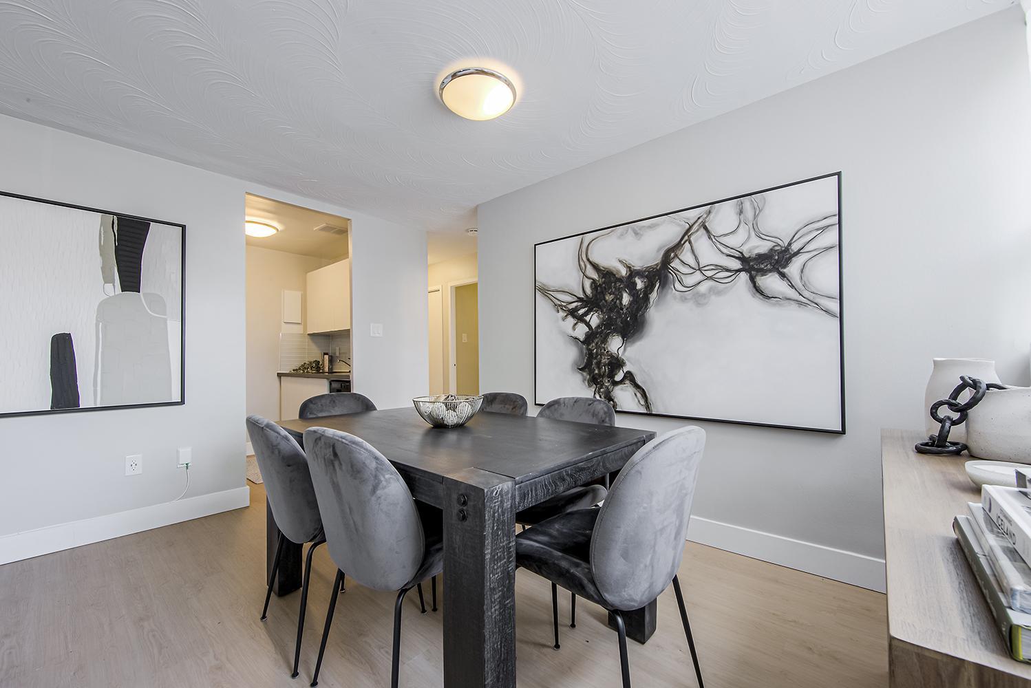 Dufferin Heights - Photo 6
