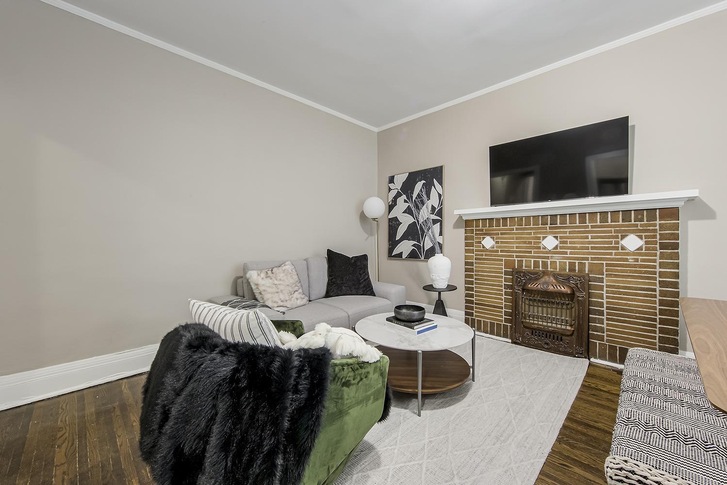 Broadview Mansions - Photo 3